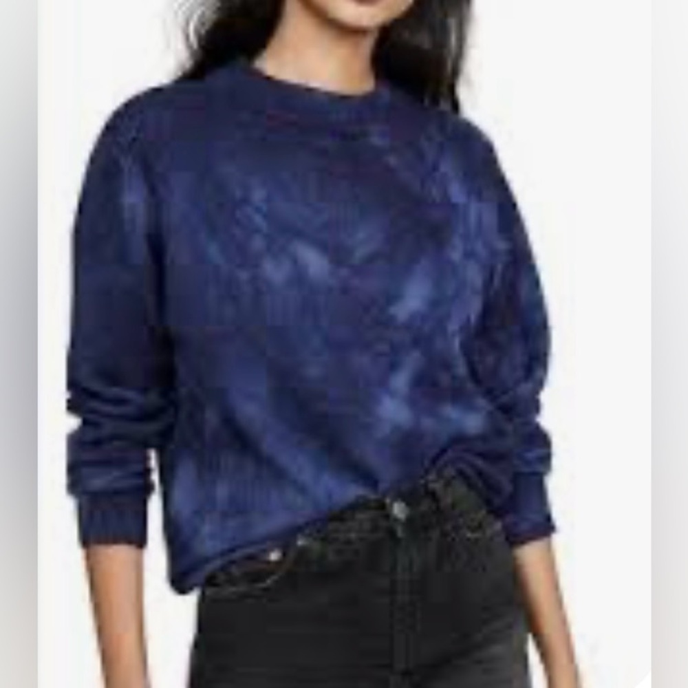 Knot Sisters Sweater NWT